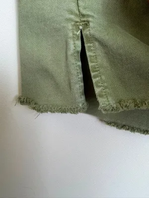 Mica Women’s Olive Cropped Raw Hem Denim Straight Leg Bottom Slit Pants Size 28 thumbnail 9
