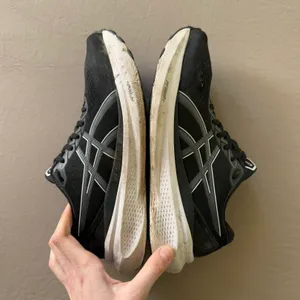 ASICS GEL-KAYANO 30 Sneakers thumbnail 8