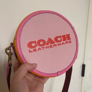 Colorblock Kia Circle Bag thumbnail 1