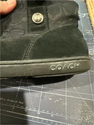 Coach Meyer Signature Suede Winter Boots – Black – Size 6 thumbnail 4