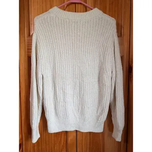 Wilfred Free Essential Chenille Crewneck Sweater Aritzia Cream Chunky Knit XS thumbnail 3