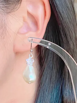 Handmade unique baroque pearl & flower dangle dangle earrings🩵 White thumbnail 9