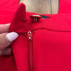 Talbots Women's 8 Wide Leg Ponte Pants Bright Cherry Red Patch Pockets High-Rise thumbnail 4
