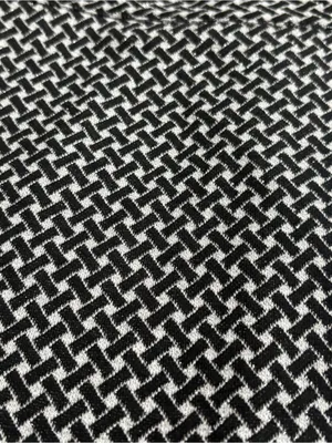 Altar’d State Black White Geometric Tweed High Rise Wrap Skort Shorts Skirt thumbnail 4