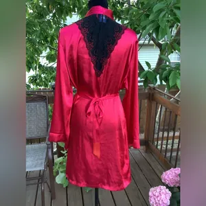 Apt. 9 Nice satin robe 🔥🔥 thumbnail 8