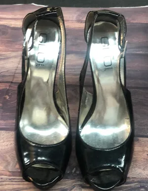 Glo sz 9 women black shoes thumbnail 1