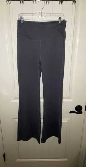 Yogalicious Crossover Flare Leggings  thumbnail 1