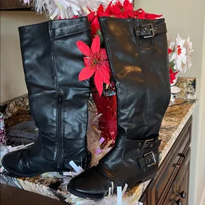 Black Full Length Boots Womens 7.5 Excellent condition thumbnail 2