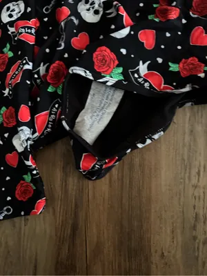 As Rose Rich One-Piece Swimsuit with Red Rose & Skull Print thumbnail 3