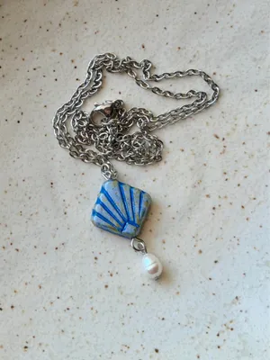Handmade quality Czech glass fan & freshwater dangle necklace🌀 thumbnail 3
