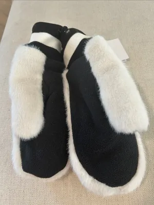 Nike Women's Warm Faux Fur Mittens Size M/L White/ Black Winter Soft Gloves NWT thumbnail 3