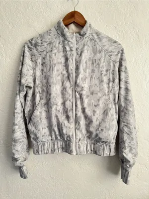 Lululemon Jacket Womens 4 White Gray Nylon Reversible thumbnail 1