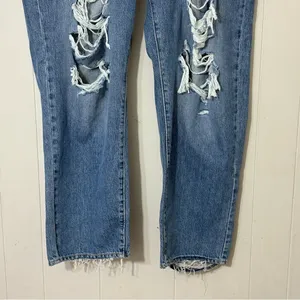 Levi’s 94 Baggy Jeans Women’s 20W NWT Mid Rise Straight Leg 90s Vintage Distress thumbnail 3