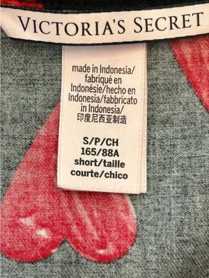 Victoria’s Secret Black Red Heart pattern Button Up cozy Flannel pajama Set SM thumbnail 7