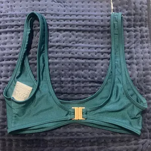Kulani Kinis Bikini top with Wide Straps and Square Neckline thumbnail 5