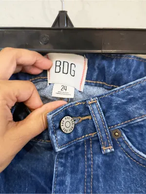 BDG Urban Outfitters Brand New Tori Mid Rise Cutoff Jorts size 24 thumbnail 5