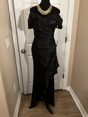 David's Bridal Black Off-Shoulder Satin Fancy Bridesmaid Wedding Guest Dress thumbnail 3