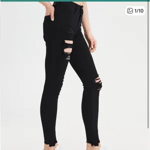 American Eagle Black‎ Distressed High Rise Jeggings thumbnail 2