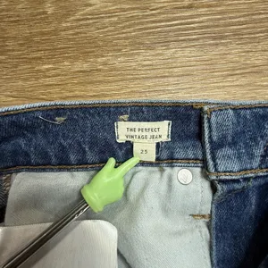 Madewell Perfect Vintage Jeans Womens 25 Blue High Rise Tapered Denim Mom Jeans thumbnail 4