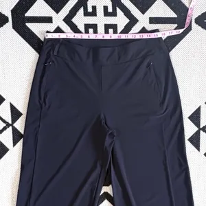 Athleta Cosmic Wide Leg Pants in Black Size 12 thumbnail 7