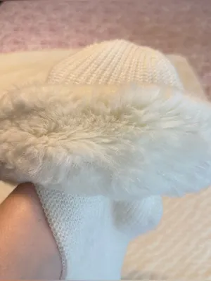 Vintage Faux Fur Knit Hat w/ Attached Scarf White/Ivory thumbnail 4