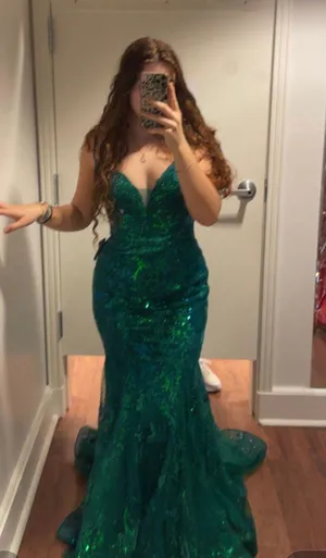 Green Prom Dress Size 8 thumbnail 1