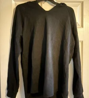 Black Hoodie Size L thumbnail 1