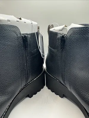 Universal Thread NWT Taci Chelsea Ankle Boots Jet Black Lug Sole Booties 9.5 thumbnail 12