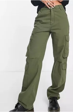 Bershka Olive Green Cargo Pants 4 Pockets Cotton Straight Multicargo Size 4 thumbnail 1