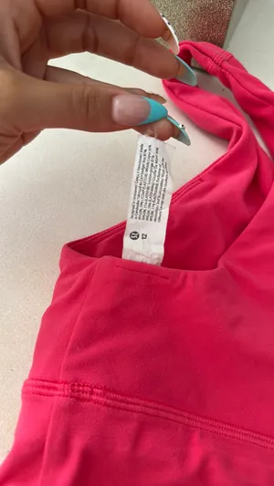 Lululemon bra thumbnail 4
