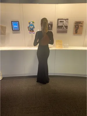 Windsor Black Dress Formal thumbnail 2