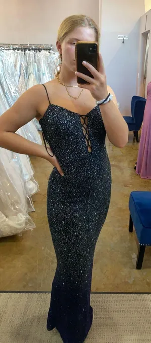 Boutique Prom Dress thumbnail 1