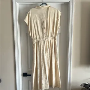 MelloDay Cream Short-Sleeve Collared Midi Dress thumbnail 7