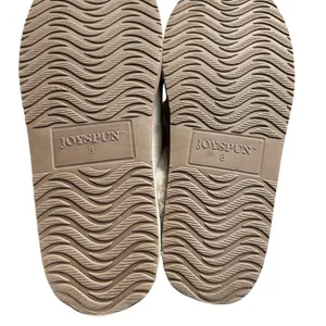 Joyspun Fur-Lined Slippers Size 8 thumbnail 4