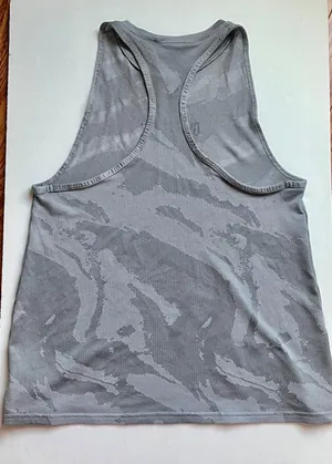 Gymshark Top thumbnail 2