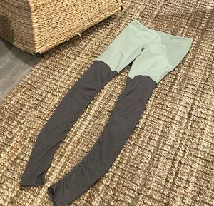 ALO Two Toned Grey Green Ribbed Workout Leggings Size Small thumbnail 1