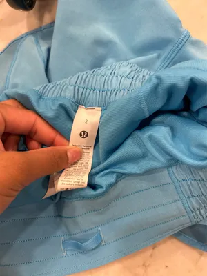 Lululemon Shorts Hotty Hot 4" thumbnail 4