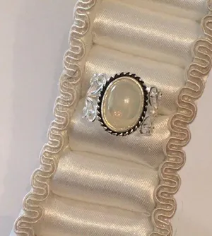 Vintage Style Moonstone Ring, Size 8 Silver thumbnail 1