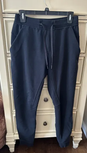 Lululemon Black Joggers thumbnail 1