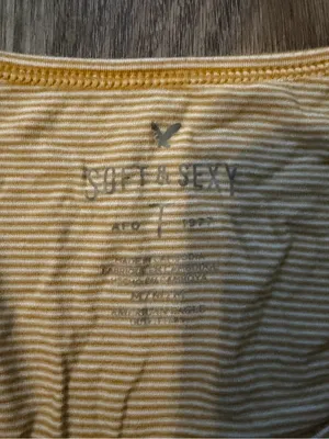 American Eagle Tshirt thumbnail 2