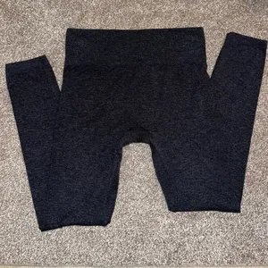 Knit high waisted leggings thumbnail 2