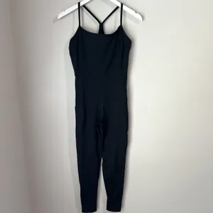 Offline‎ By Aerie The Hugger Jumpsuit Women's Size Medium Pockets Athletic Black thumbnail 2