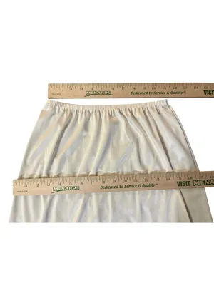 Vanity Fair Half Slip Cream Beige Lace Hem Womens S 24" Nylon Used USA thumbnail 8
