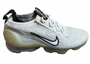 Nike Air VaporMax 2021 Flyknit Athletic Running Shoes thumbnail 1
