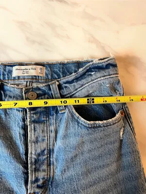 Abercrombie & Fitch The Dad High Rise Distressed Jeans Women’s 26 2S Light Wash thumbnail 4