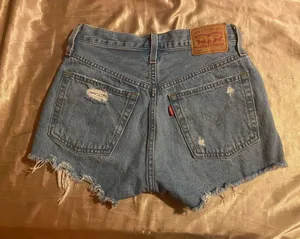 Levi’s 501 Shorts thumbnail 2