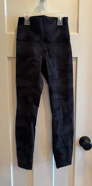 Lululemon Leggings thumbnail 1
