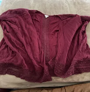 Maroon short sleeve cardigan Garage thumbnail 1