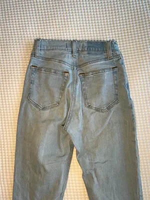 Abercrombie The Ankle Straight Ultra High-Rise thumbnail 5