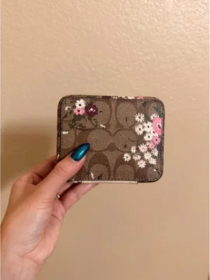 Floral Coach Jewelry Box thumbnail 3